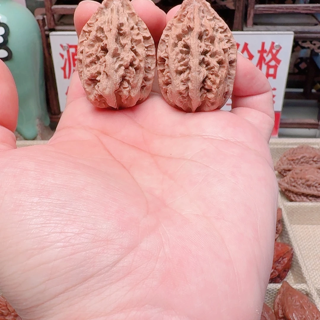 文玩核桃吊坠塔尖