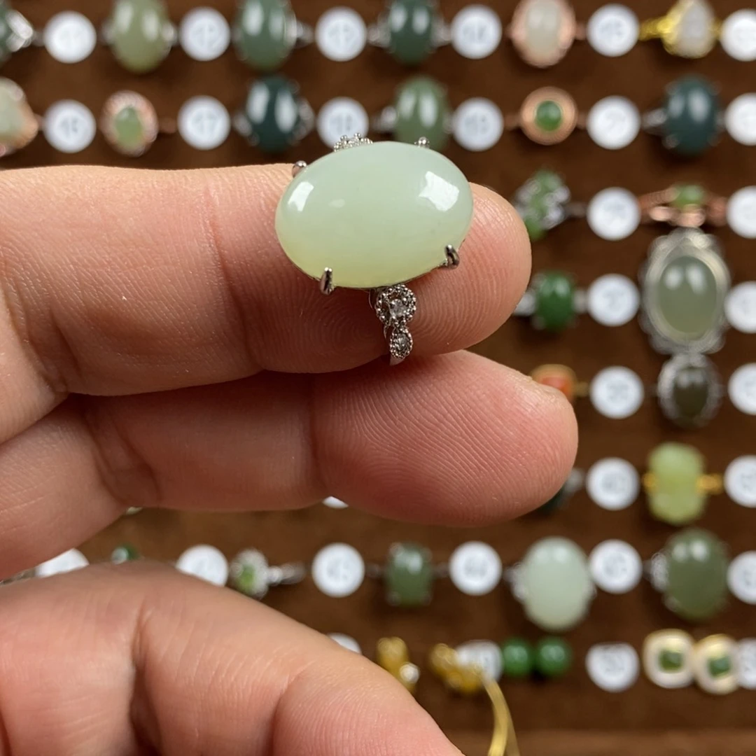 和田玉（青白玉）戒指合金