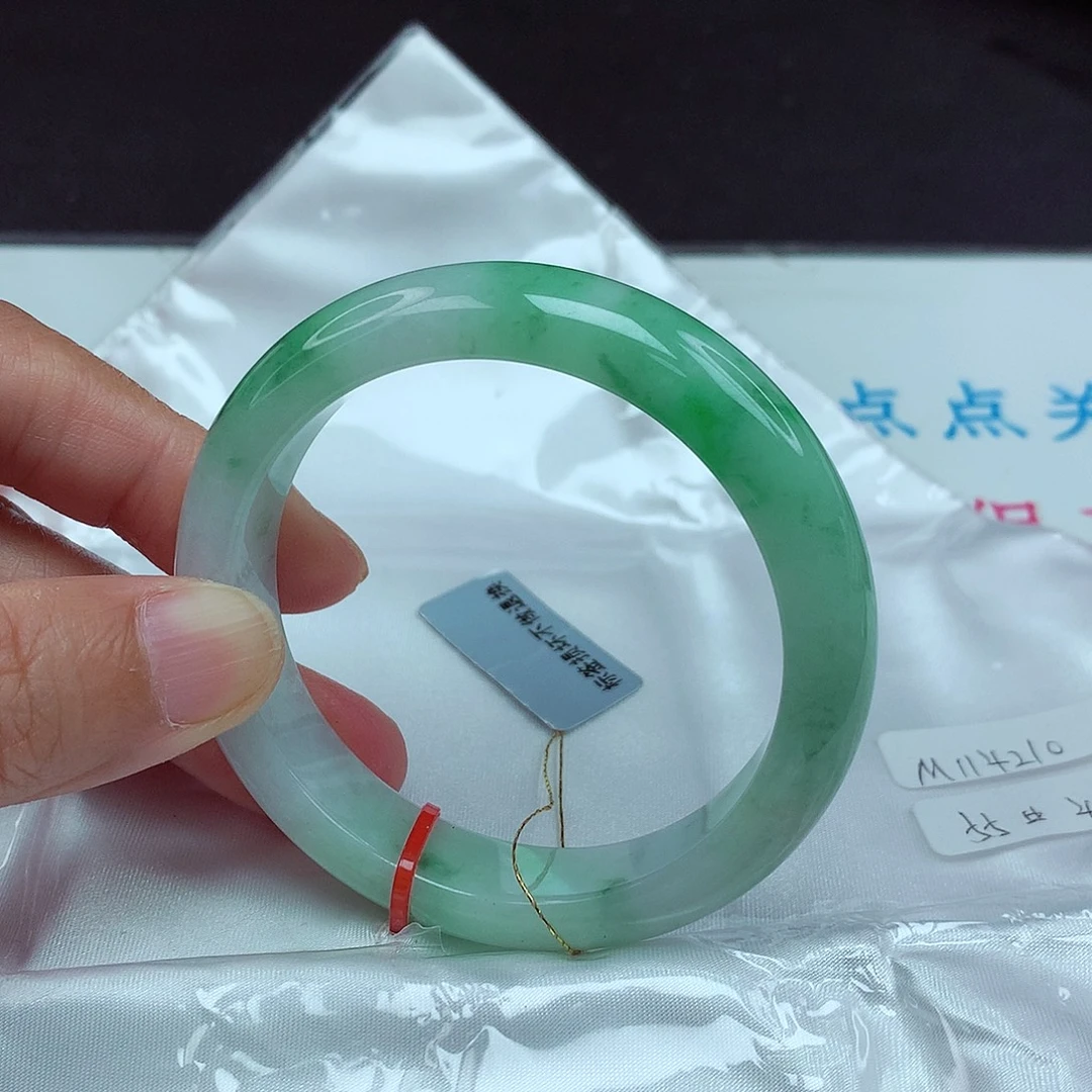 翡翠未镶嵌手镯55圈4210