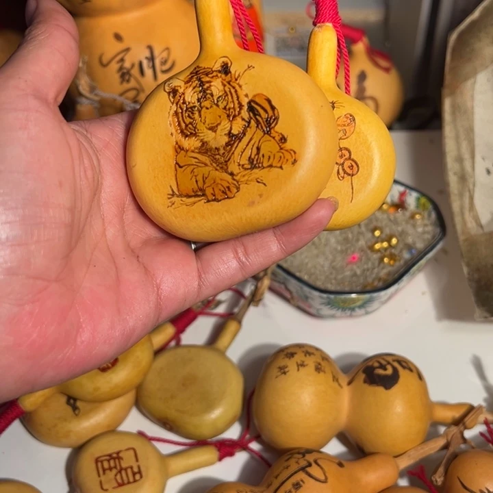 私人订制葫芦雕刻工艺