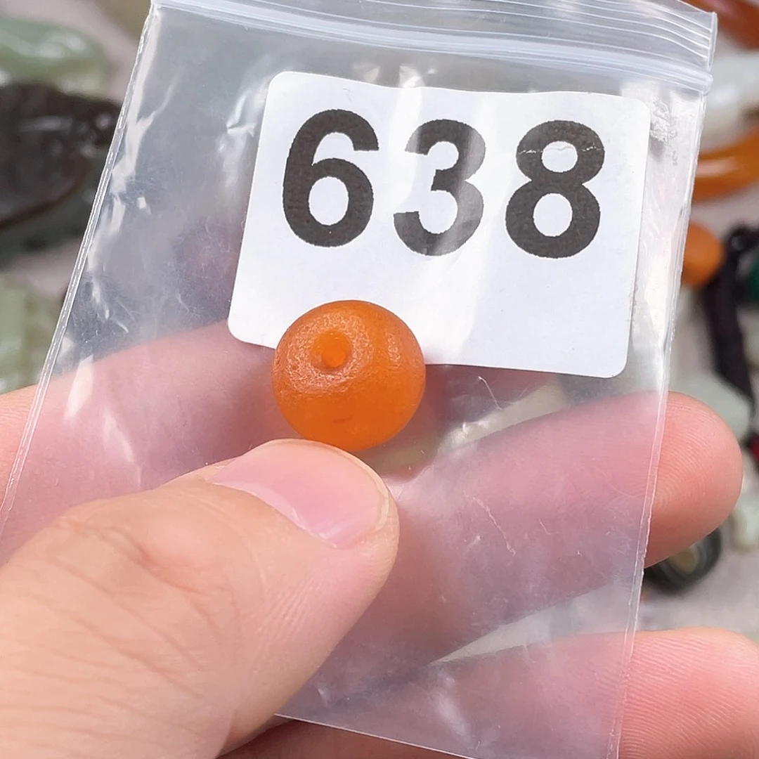 和田玉（糖玉）未镶嵌颈饰老****活