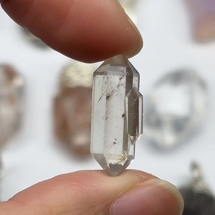 水晶未镶嵌颈饰共生闪灵钻22mm+