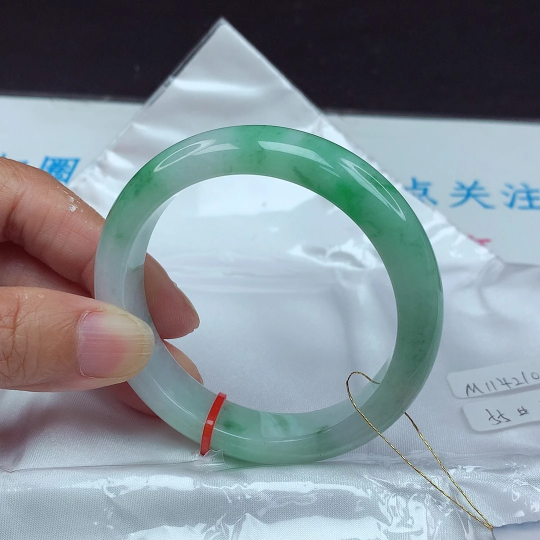 翡翠未镶嵌手镯55圈4210