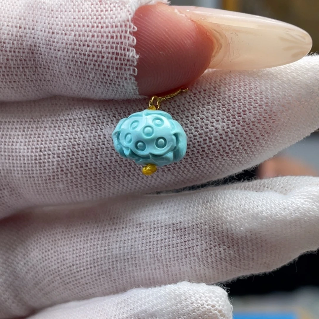 绿松石未镶嵌挂件