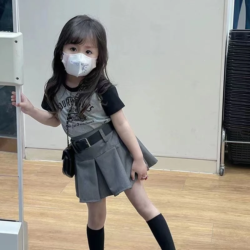 夏季新款女童可爱卡通印花短袖上衣配时尚气质半身裙两件套