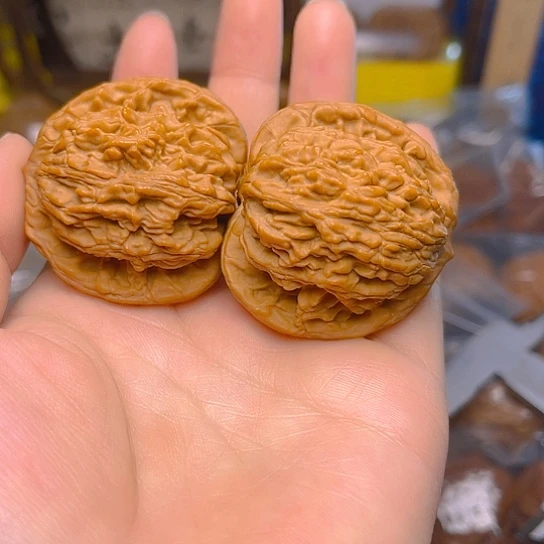 ****吊坠文玩核桃麦虎