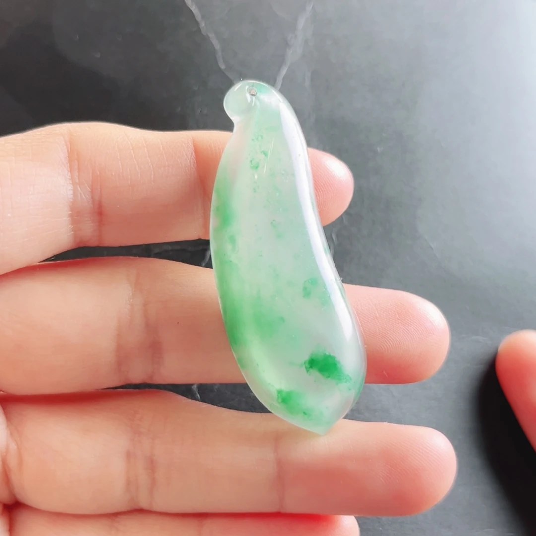 石英质玉未镶嵌吊坠(不含链)福瓜