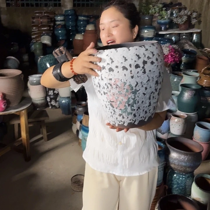 口25高31一个盆子。