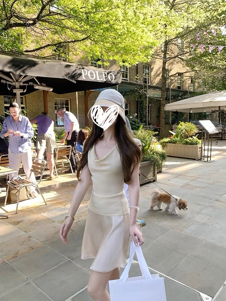 优雅荡领小飞袖上衣+扭结背心/斜裁法蕾半裙