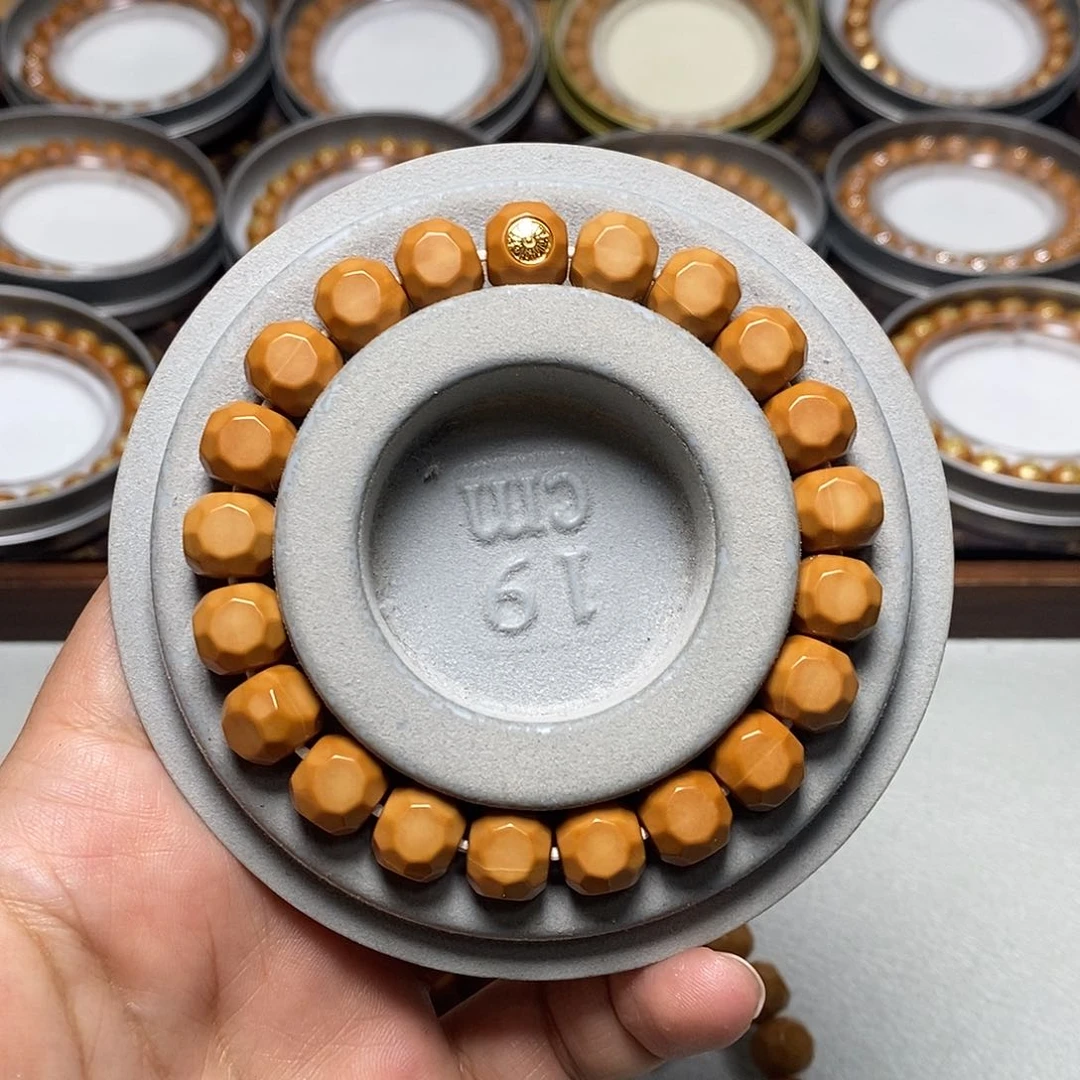 猴头核桃手串11号金标精工星耀六方10左右