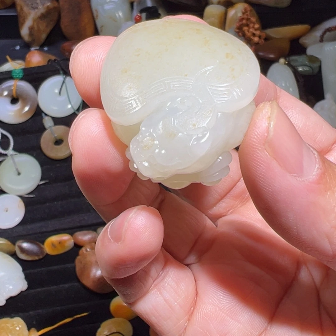 和田玉吊坠(不含链)未镶嵌多**克