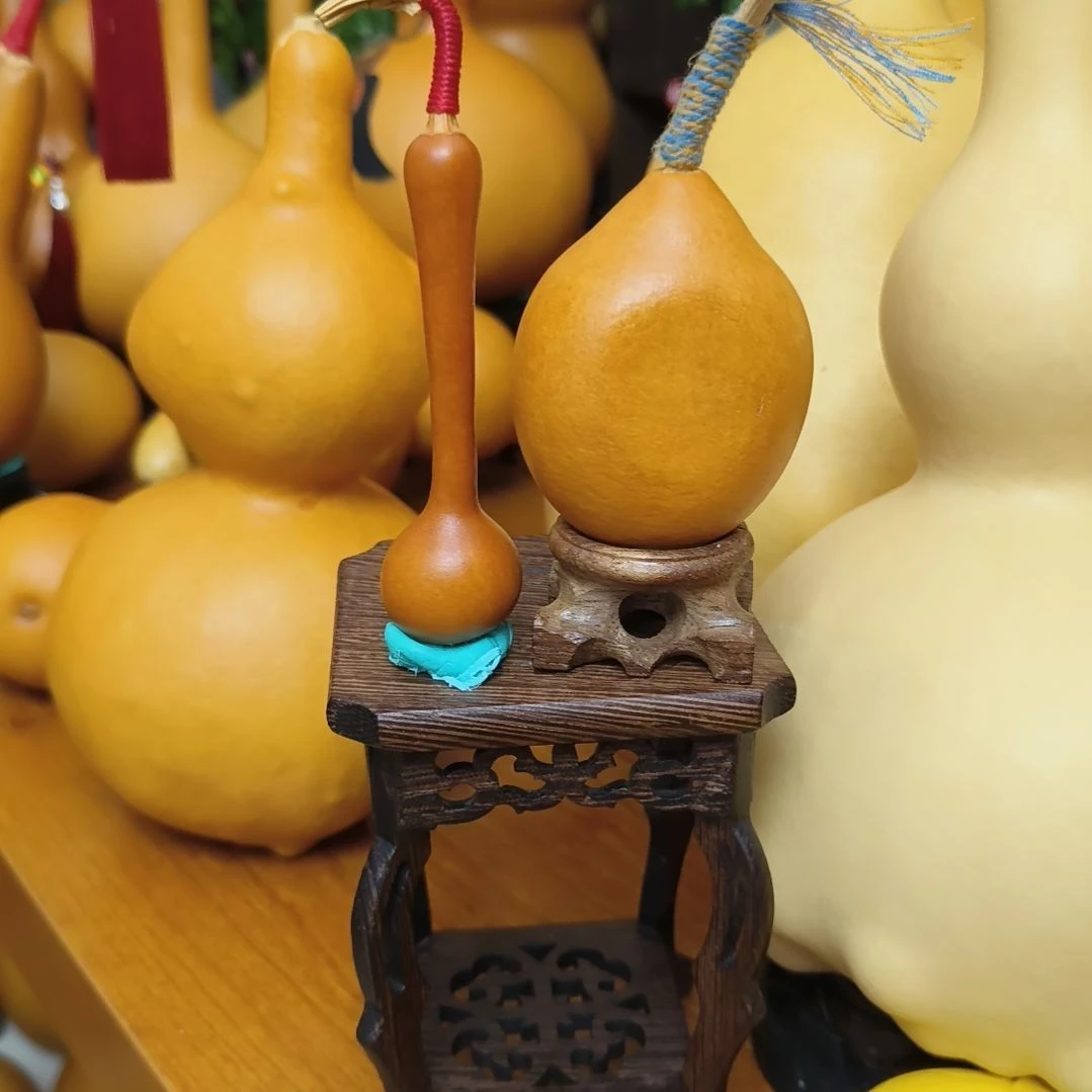 欧****两个葫芦你好啊老板您好