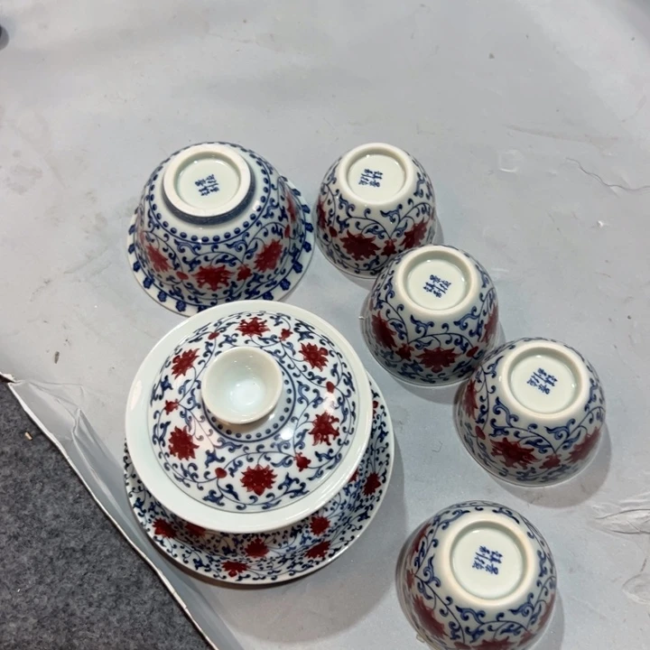 青花釉里花缠枝莲六件套全