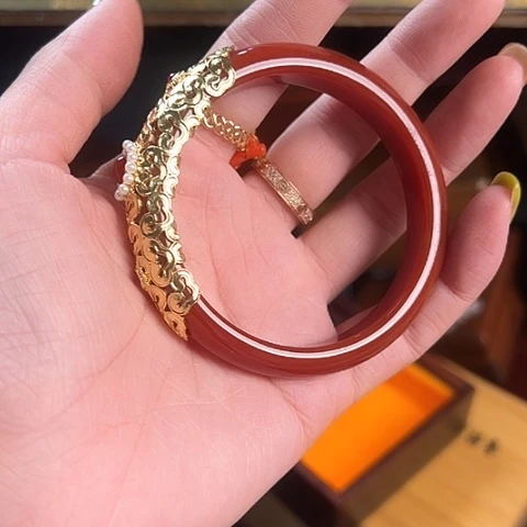 吊坠滴血莲花菩提