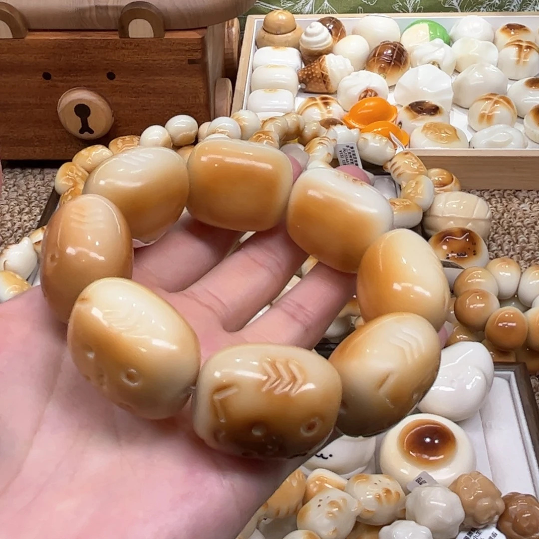 手串菩提根/象牙果9.27.15象牙果碳烤年糕猫微瑕