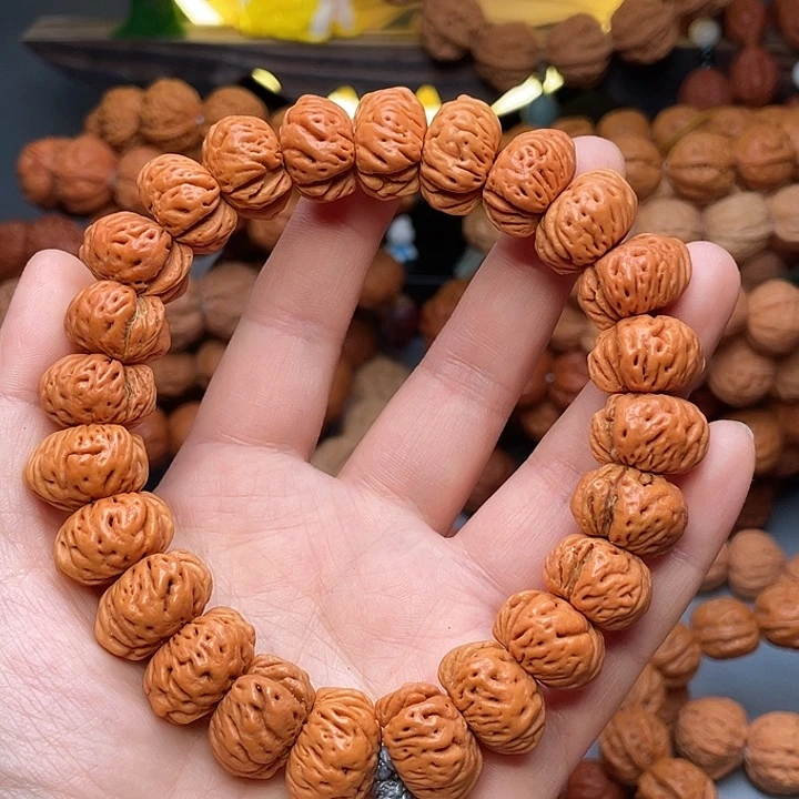 文玩核桃吊坠蟠桃