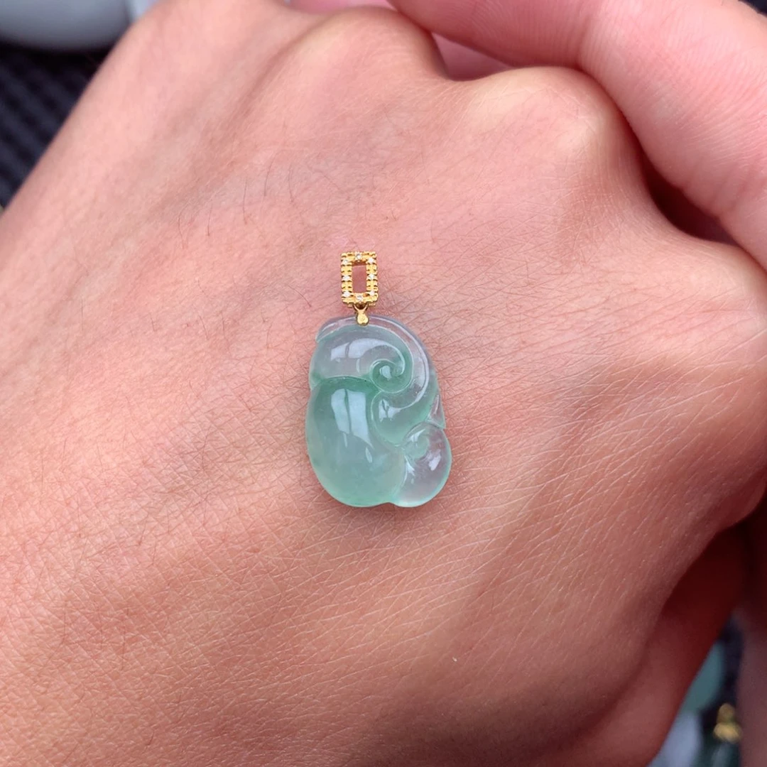 翡翠18K金镶嵌吊坠(不含链)