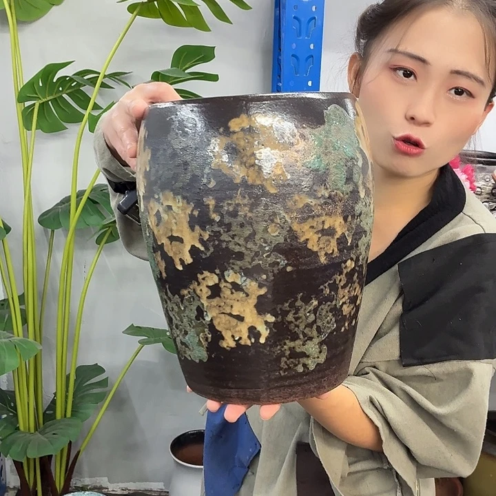 20+29 -粗陶花盆有孔