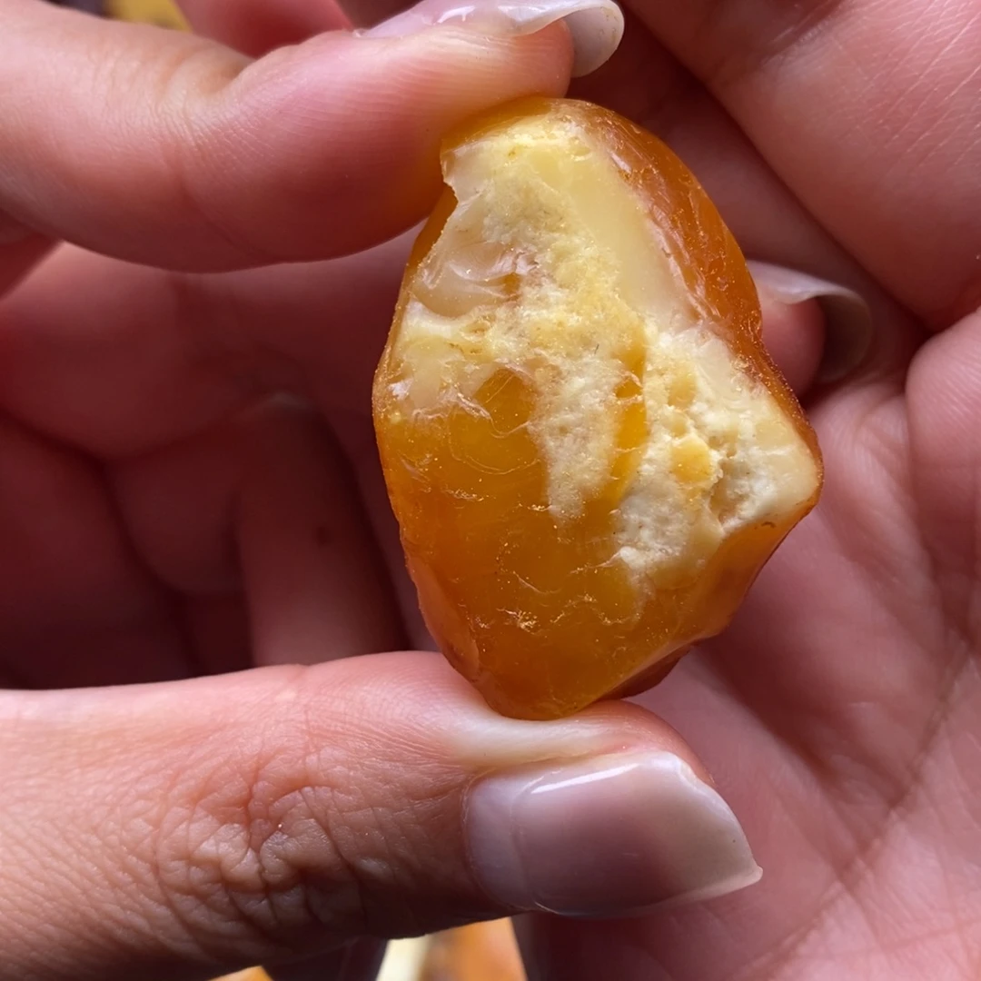 未镶嵌定制琥珀蜜蜡
