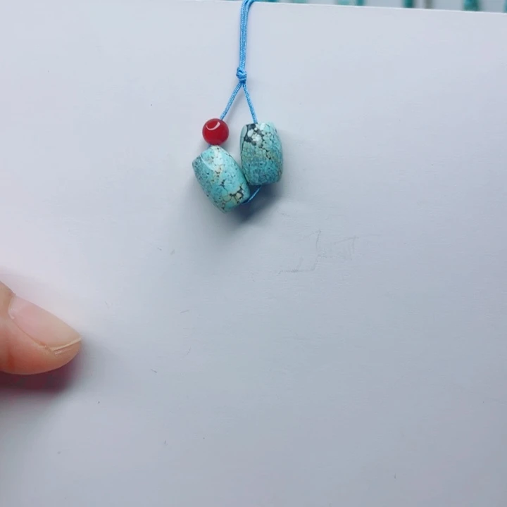 颈饰未镶嵌南红玛瑙