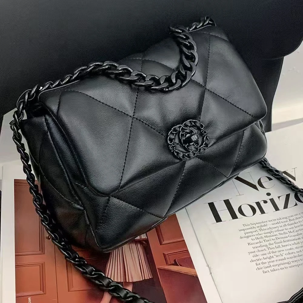 Moment Hous小众设计都市丽人精致大空间容量百搭通勤手提斜挎包