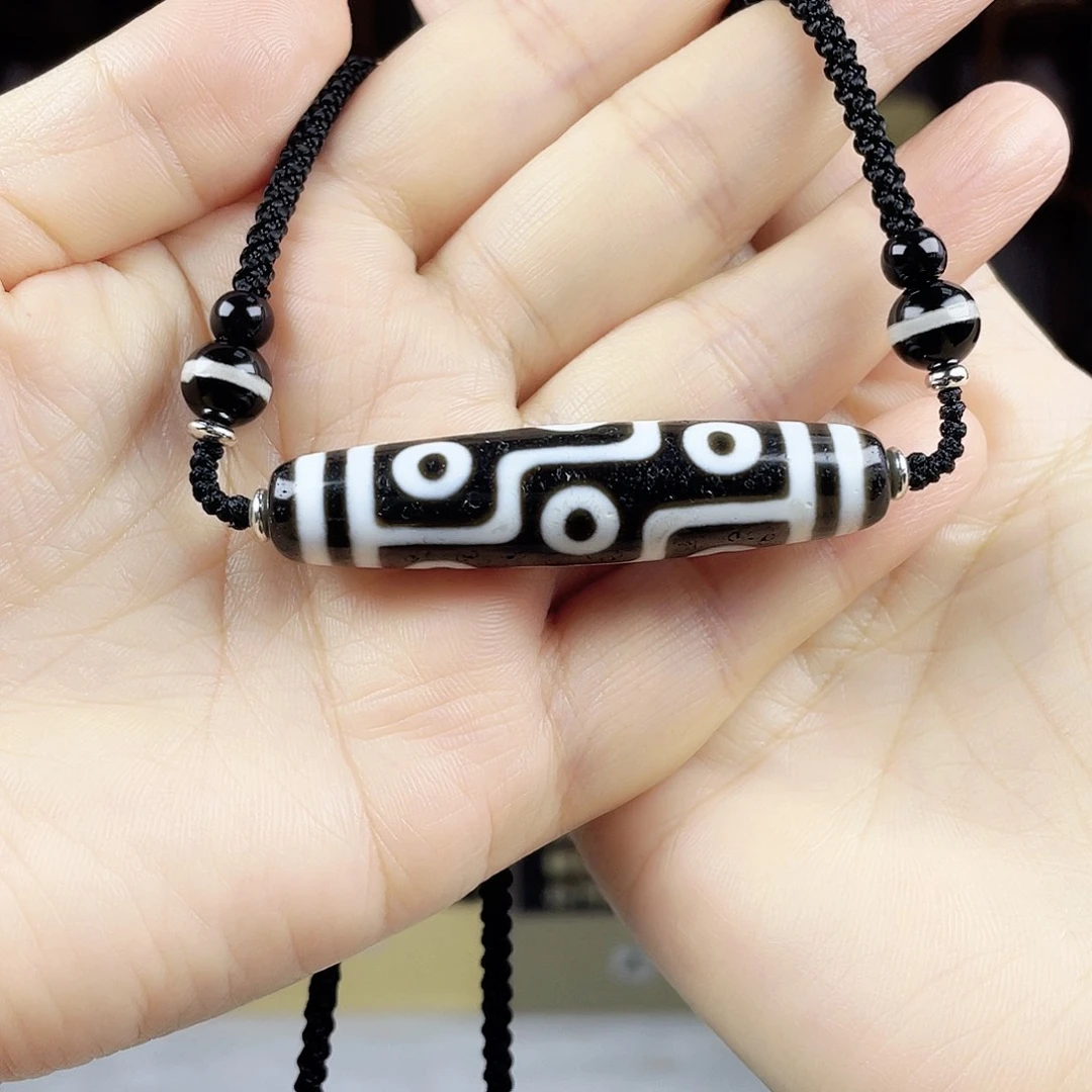 玛瑙/玉髓合金颈饰钟志明