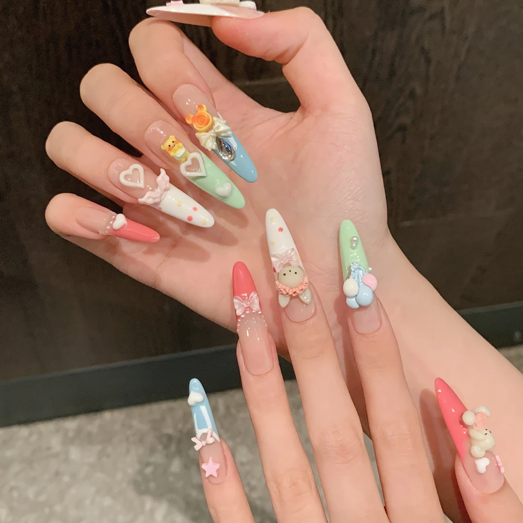 【童话镇】卡通可爱风气球小熊游园会多巴胺少女纯手工穿戴甲甲片