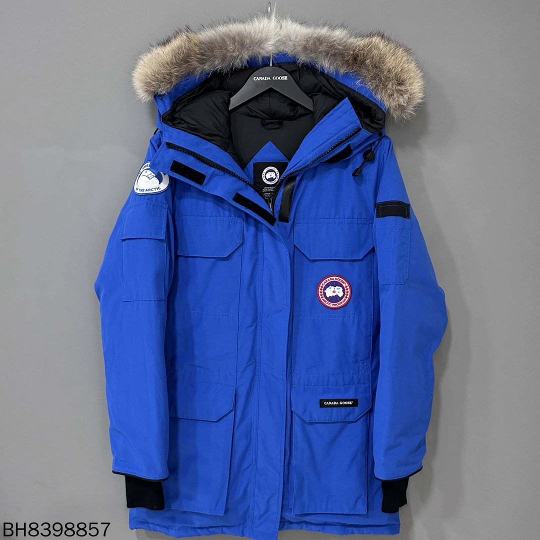 99新 CANADA GOOSE 蓝色远征慈善款羽绒服外套/S码/98857