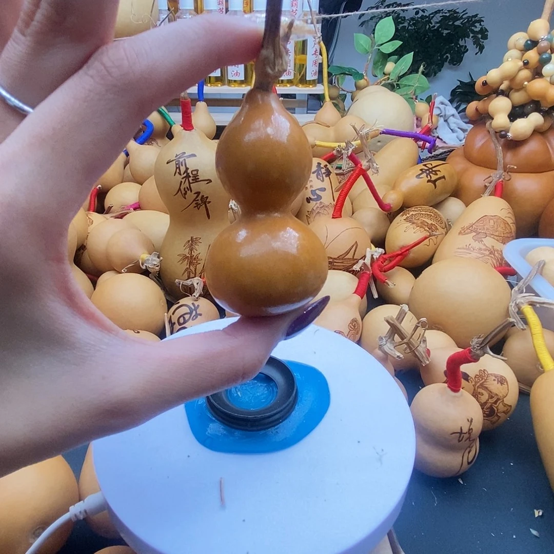 清***欢香榧木葫芦工艺品