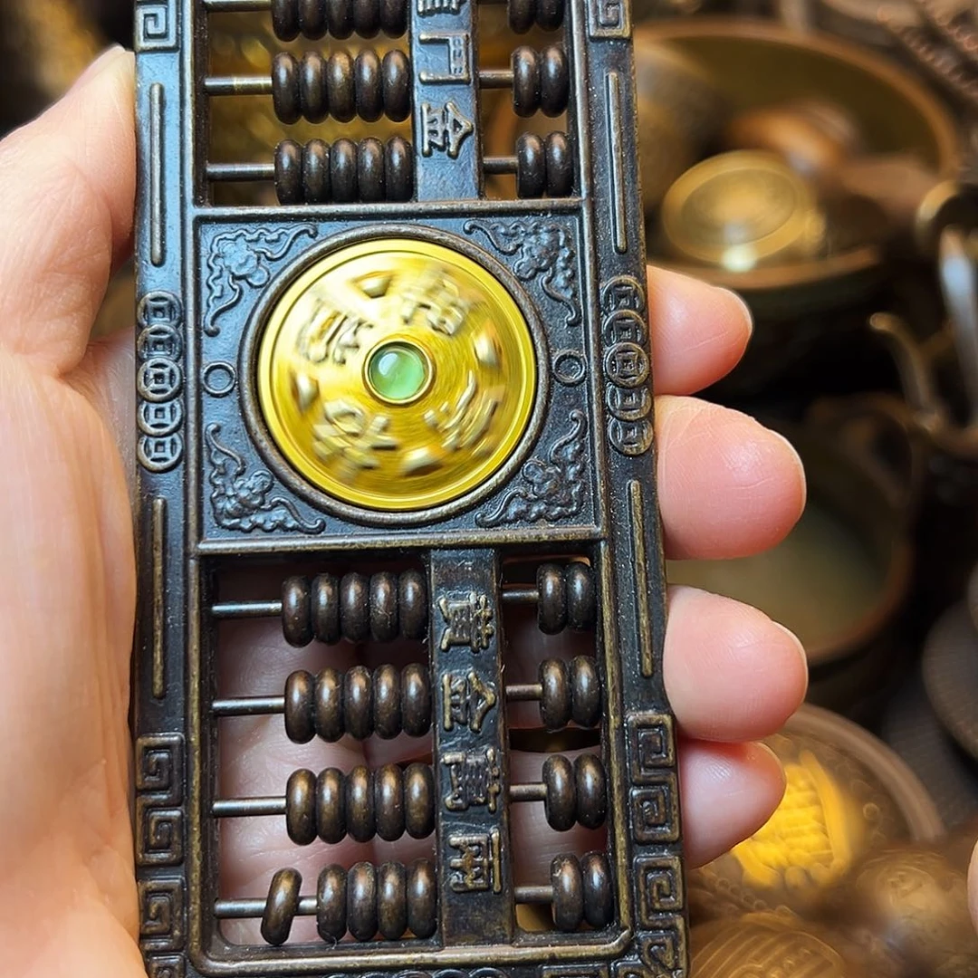 精美铜器工艺品等