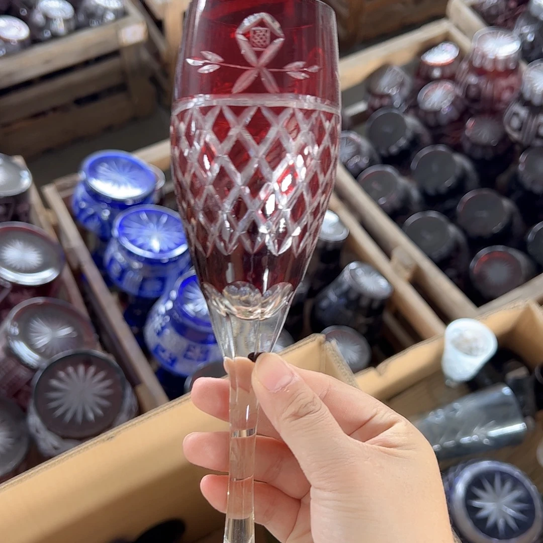 水晶玻璃高脚款微瑕一个