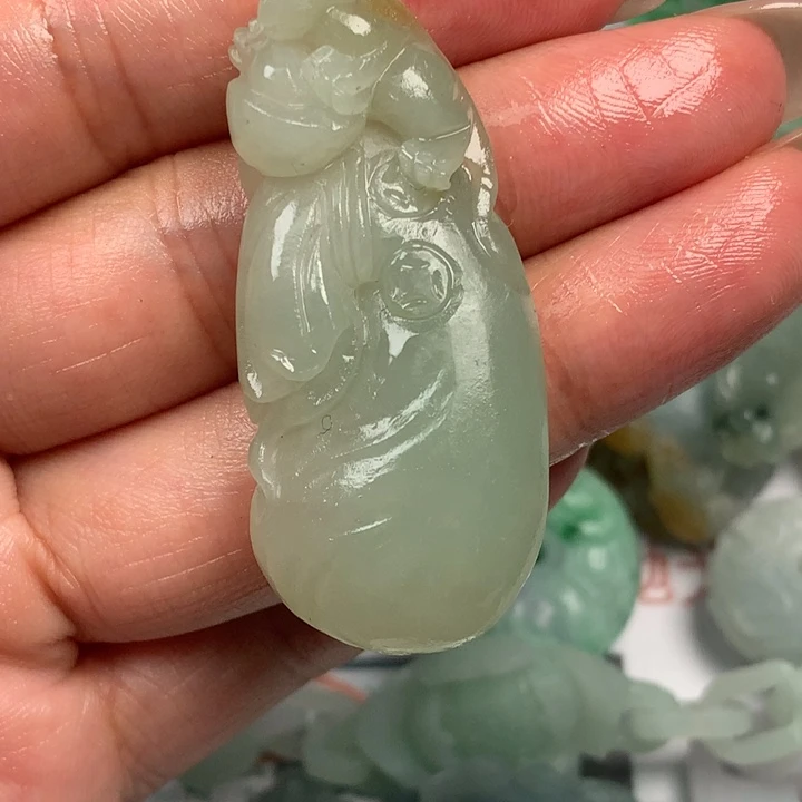 定制翡翠未镶嵌翡翠
