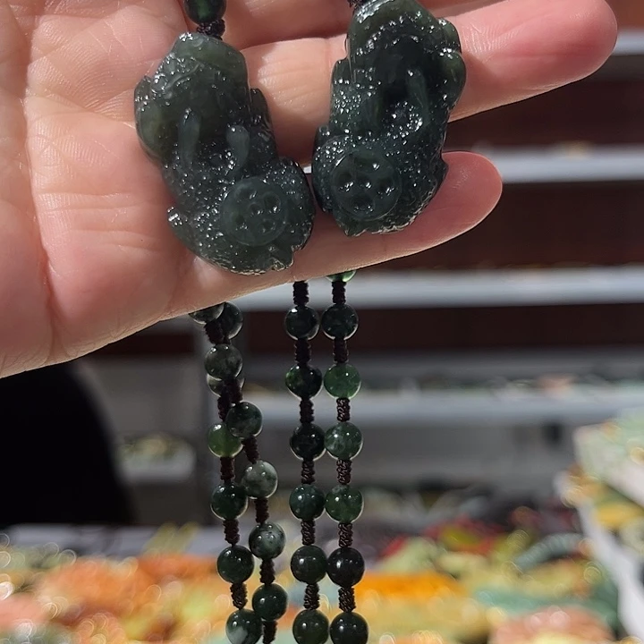 岫玉未镶嵌毛衣链