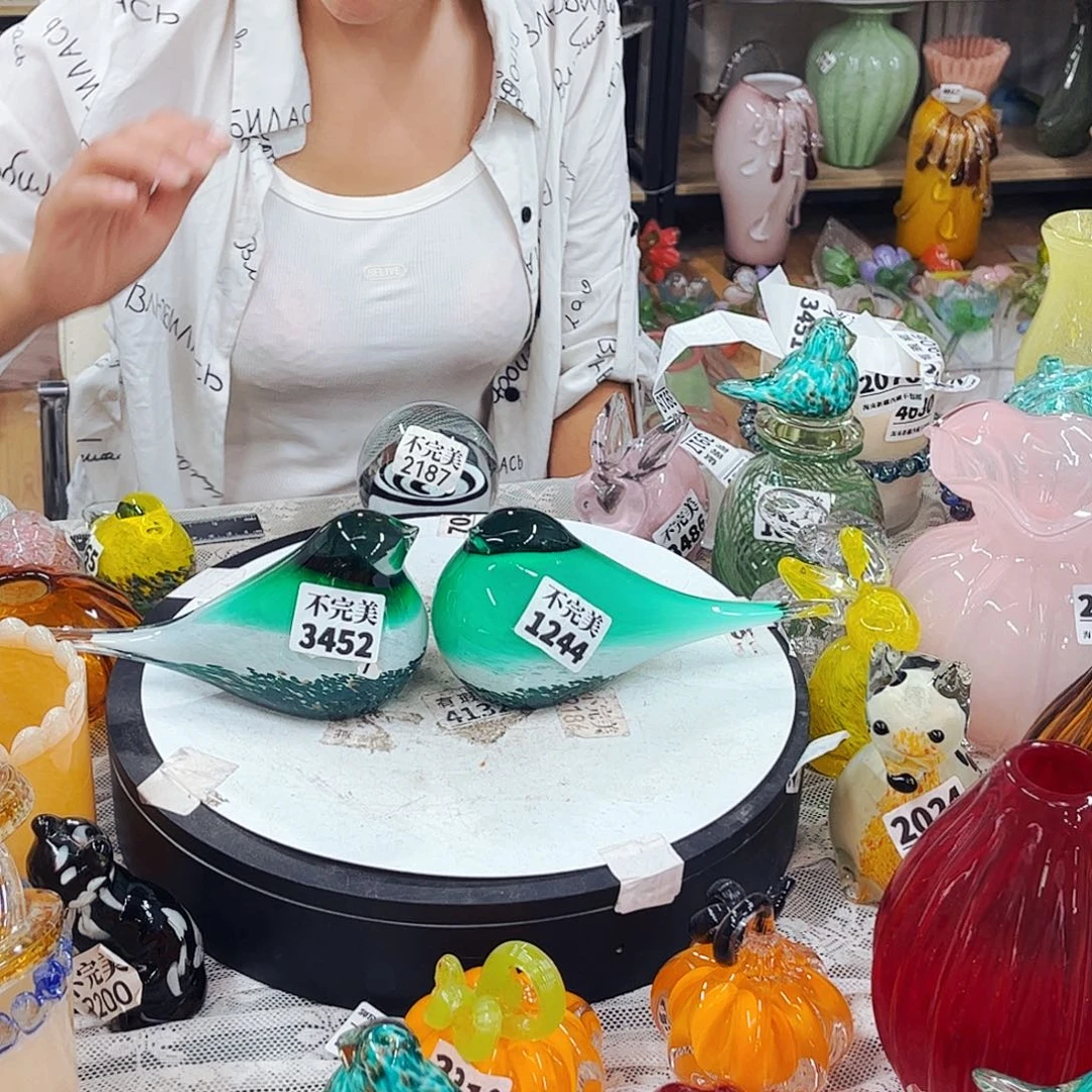 2个 家悦琉璃工艺品不完美