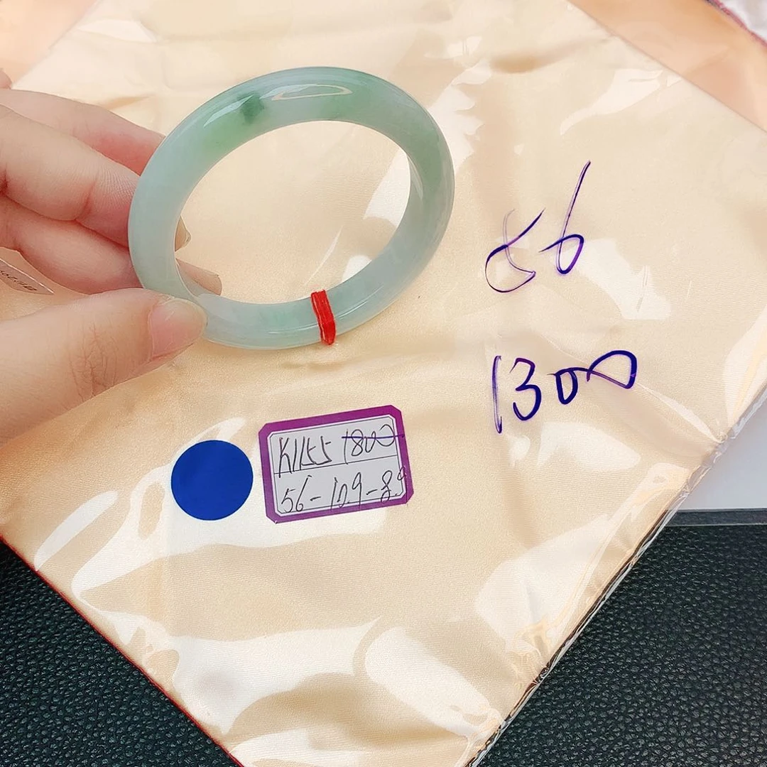 翡翠手镯未镶嵌缅甸翡翠