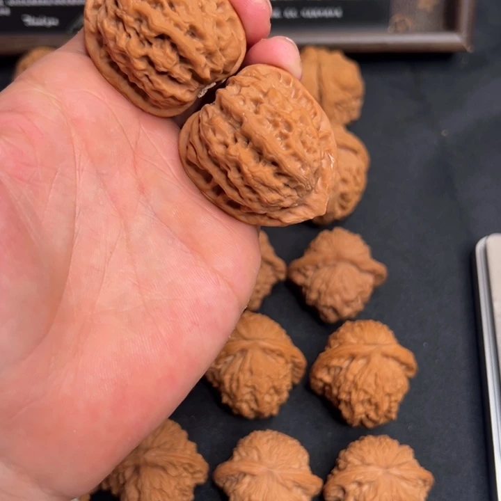 文玩核桃吊坠炎*佛肚