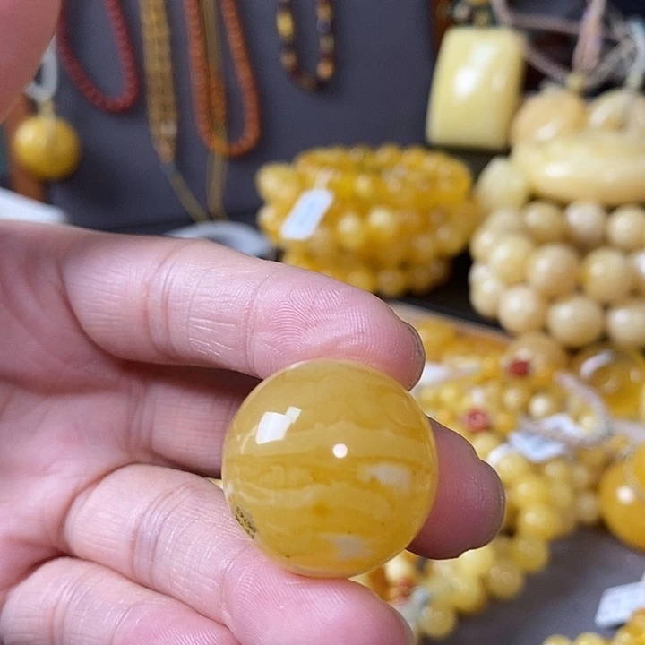 琥珀未镶嵌裸石圆珠