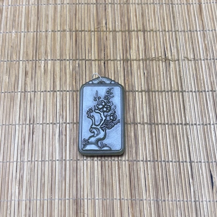 8***9和田玉未镶嵌挂件