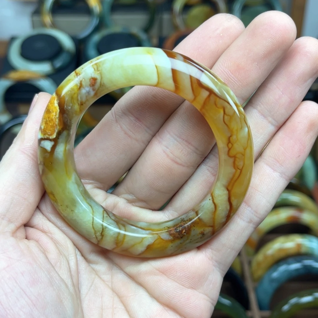 蛇纹石玉手镯未镶嵌圈****郭