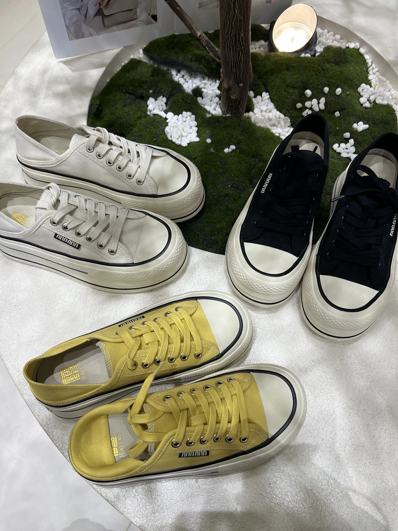 【COCO可可】2025春季新款厚底帆布鞋3989-462