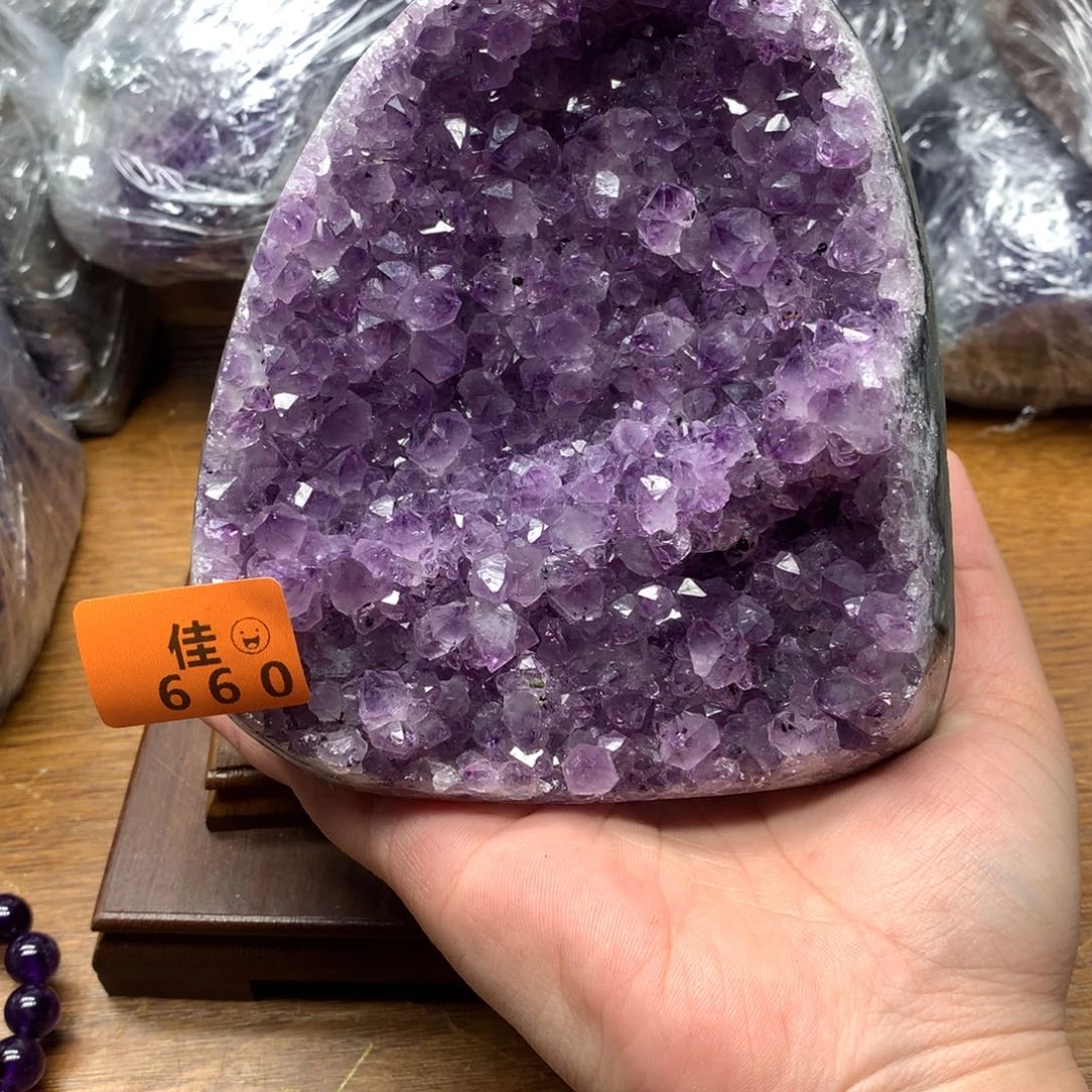 水晶大型摆件（非配饰）未镶嵌