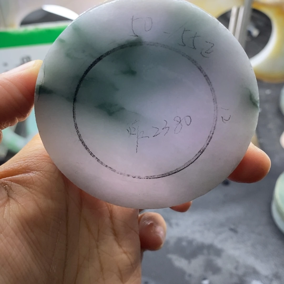 定制翡翠未镶嵌翡翠手镯