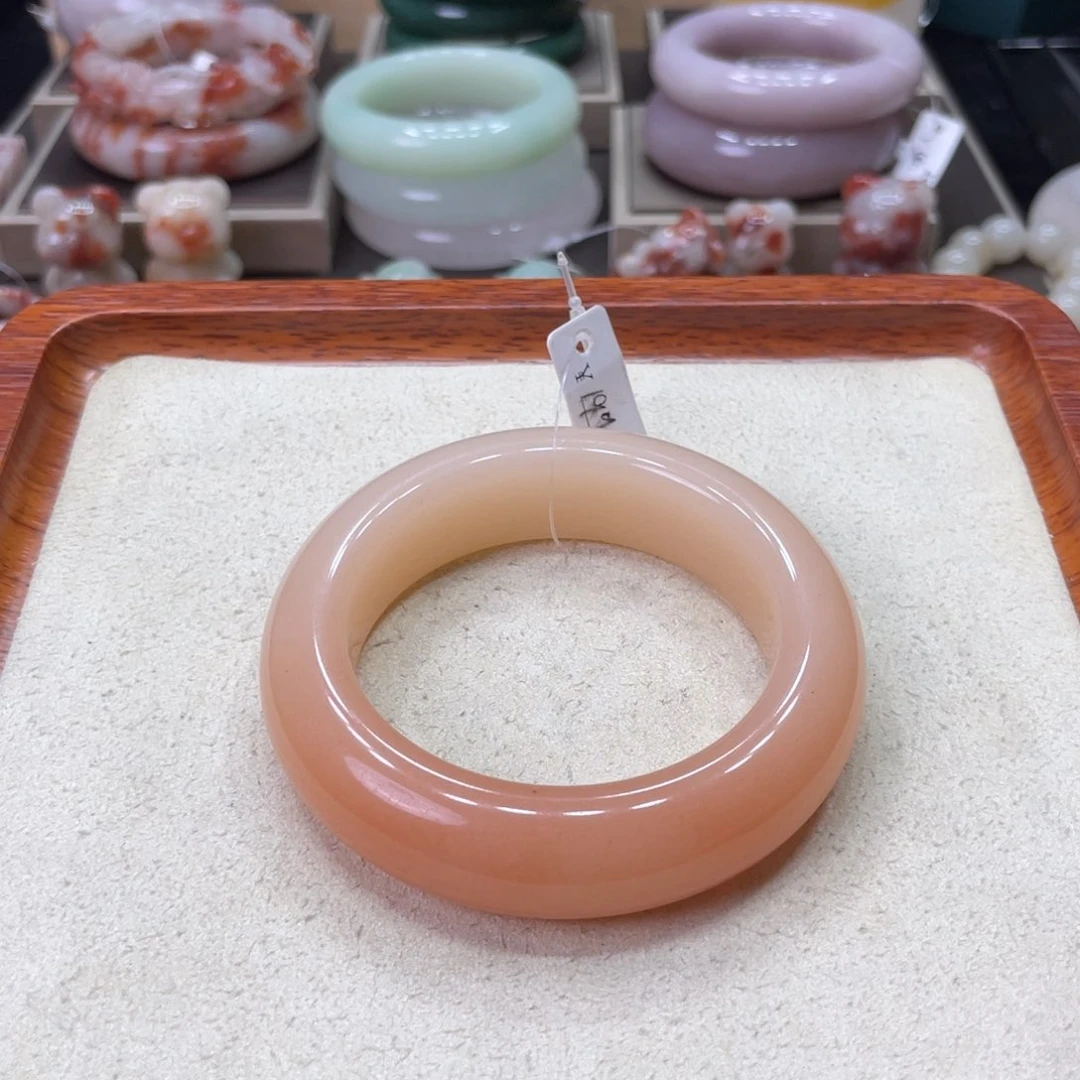 石英岩玉手镯未镶嵌Z**媛