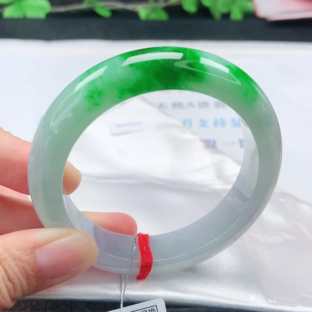 秋***我翡翠未镶嵌手镯53➕圈