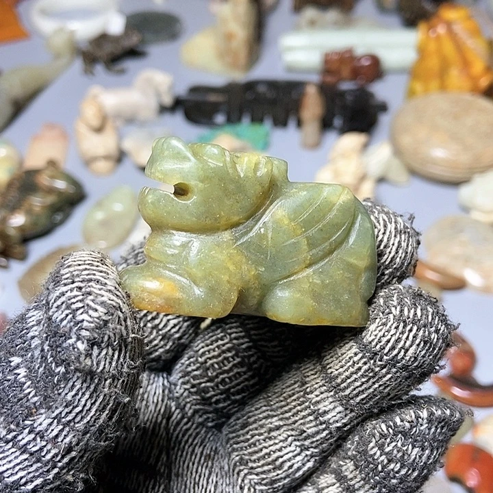 和田玉未镶嵌颈饰110