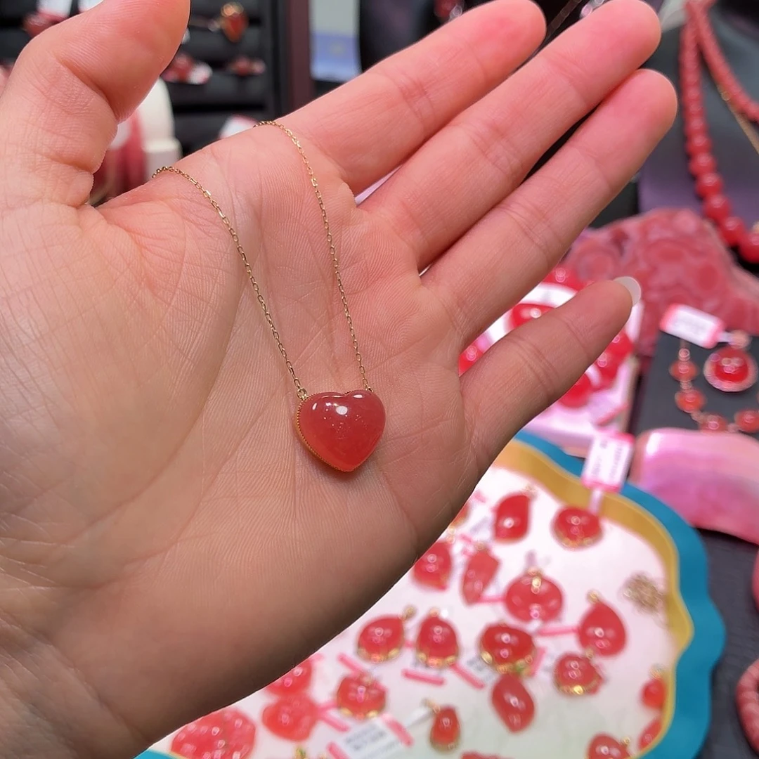 菱锰矿（红纹石）18K金镶嵌颈饰