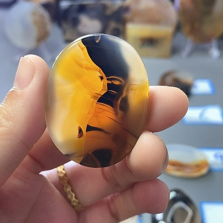 玛瑙/玉髓未镶嵌珠宝半成品