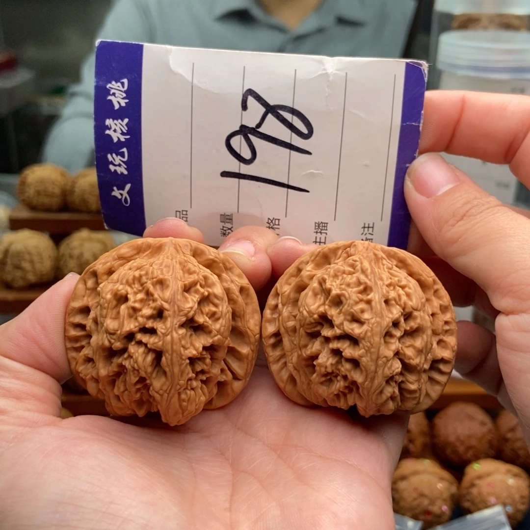 文玩核桃把件45粗筋