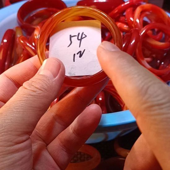 玛瑙/玉髓未镶嵌手镯