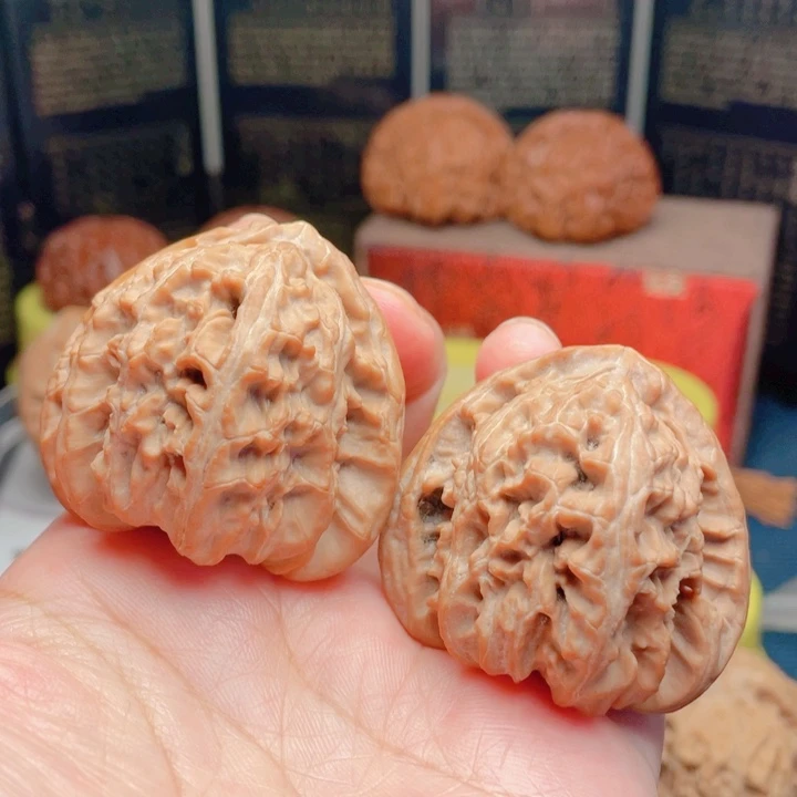 吊坠文玩核桃42老款三角白